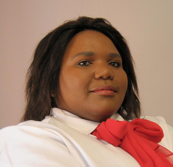 Nozizwe Abrahams, estate agent