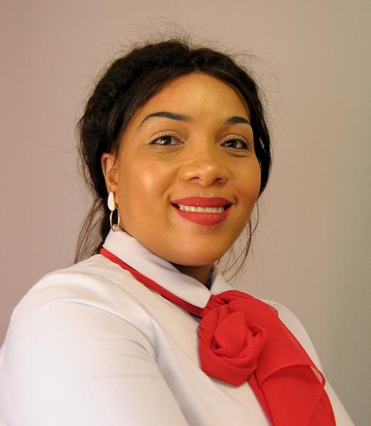 Thando Sithebe, estate agent
