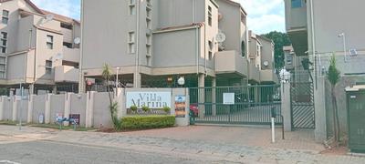 Apartment / Flat For Sale in Glenanda, Johannesburg