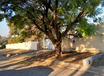 House For Sale in Wilro Park, Roodepoort
