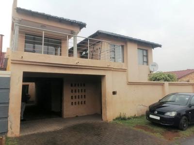 House For Sale in Pimville, Soweto
