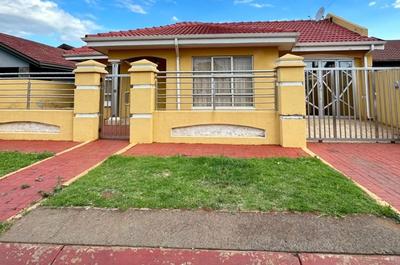 House For Rent in Protea Glen, Soweto