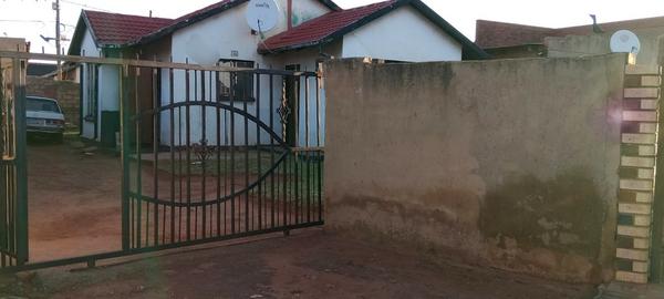 House For Sale in Protea Glen, Soweto