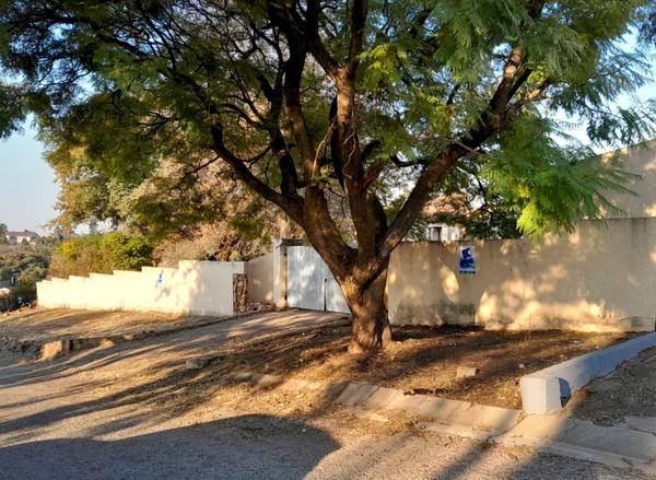 House For Sale in Wilro Park, Roodepoort
