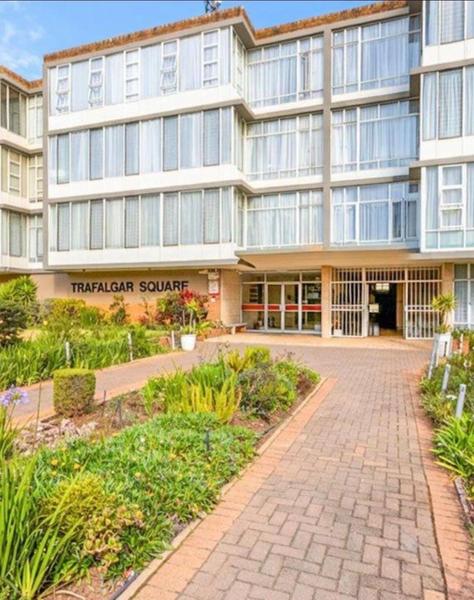 Apartment / Flat For Sale in Florida Park, Roodepoort