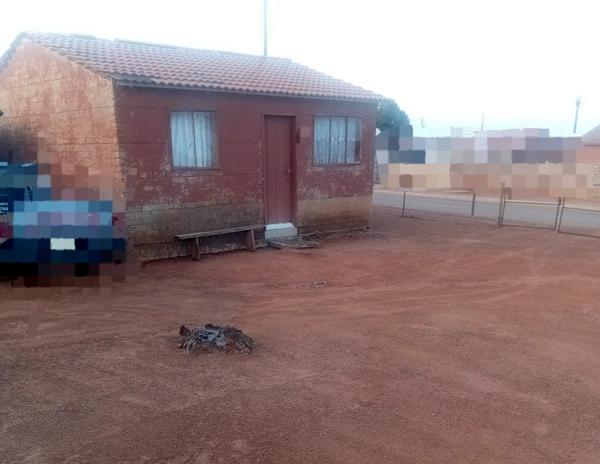 House For Sale in Mohlakeng, Randfontein